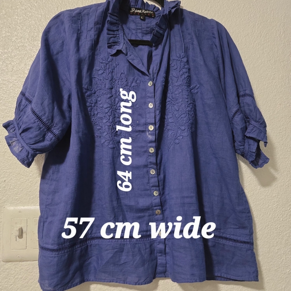 Chic Blue Embroidered Blouse - Picture 3 of 6